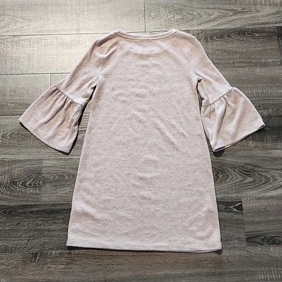 ⛅️ A.n.a bell sleeve Dress ⛅️ - Picture 3 of 3